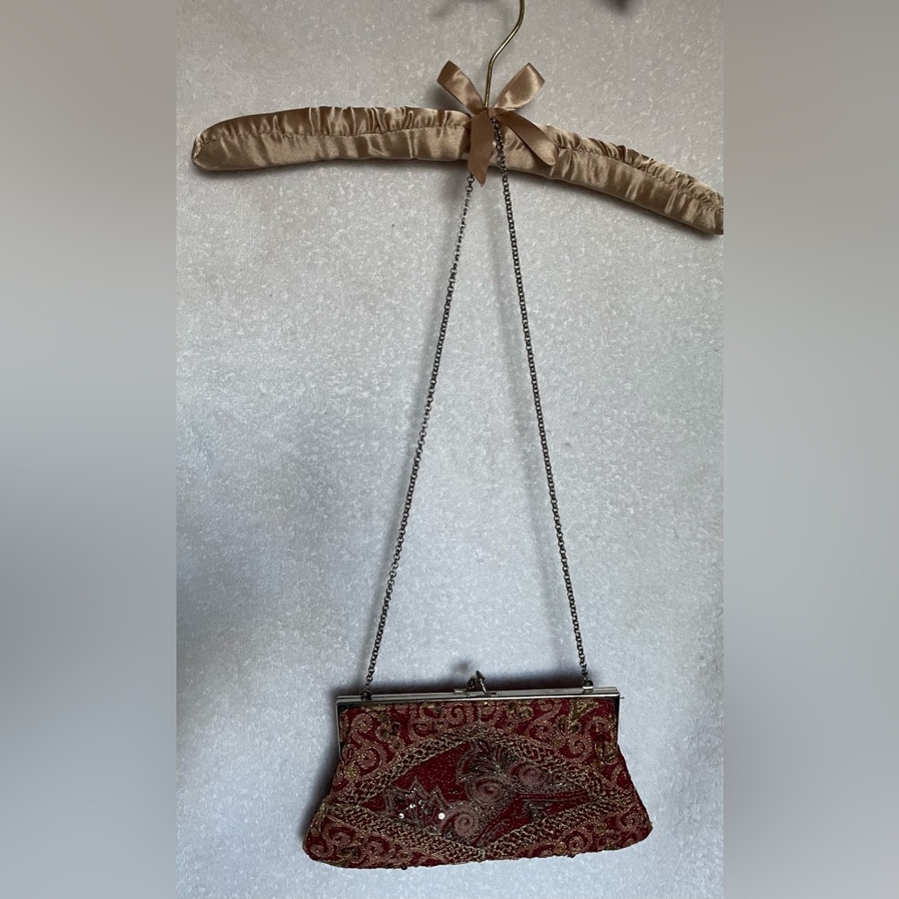 World Finds Purse